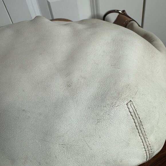 Authentic Coach F13731 White Leather Hobo Bag Tan Trim Zip Shoulder Purse - Picture 8 of 14